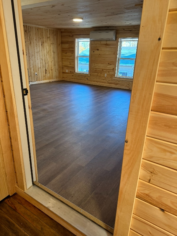 657 Maine Ave Unit 2