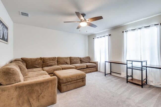 Photo - 16041 Pious Dr