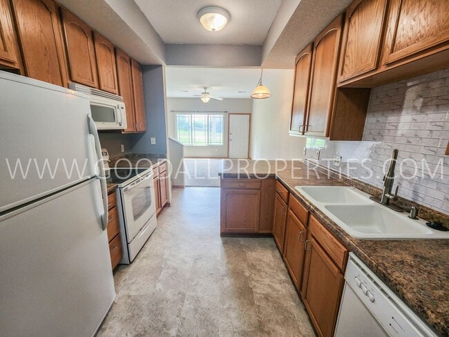 Photo - 8601 Westown Pkwy