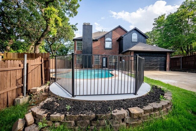 Photo - 7625 Shadow Wood Dr Casa