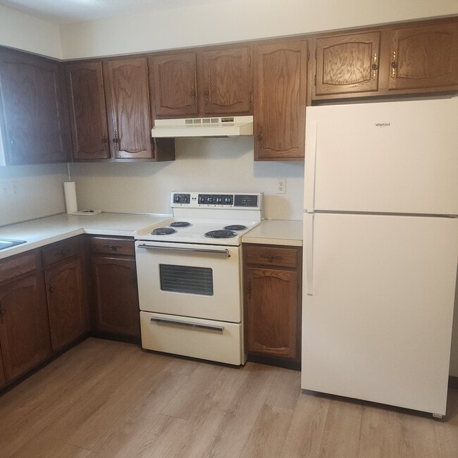 1145 Hayward St Unit B