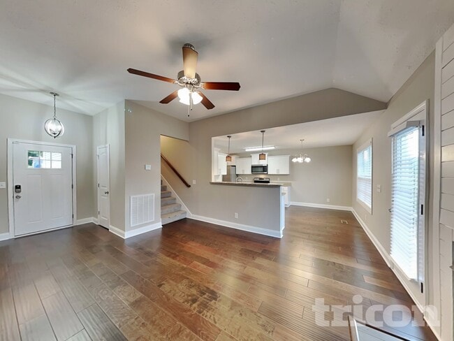 184 Fieldstone Ln