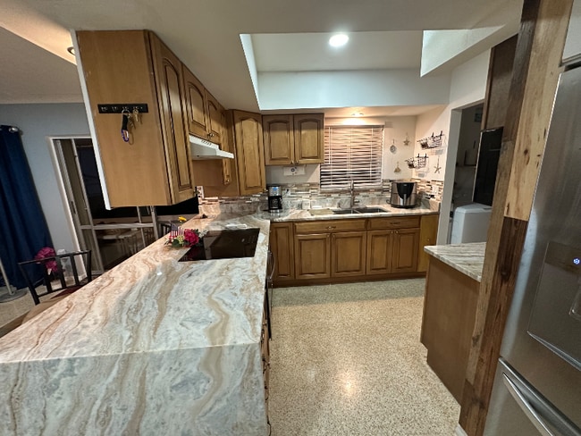 Photo - 819 Schumann Dr