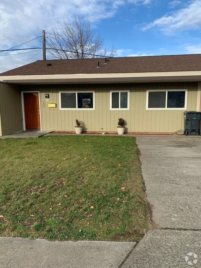 Building Photo - 205SE12 Unit 1 Rental