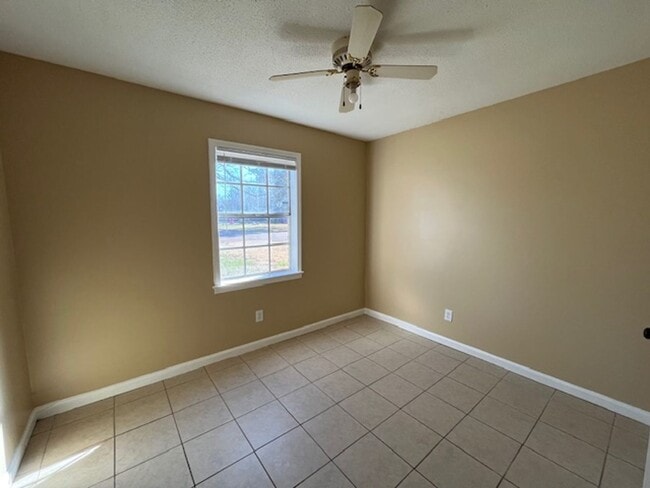 Photo - Renovated 3 Bedroom 1 Bath Home for Rent!!