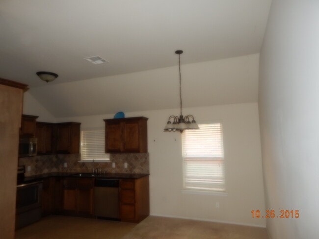 Photo - Great Home located in the heart of Edmond!  Highly Rated Edmond Schools