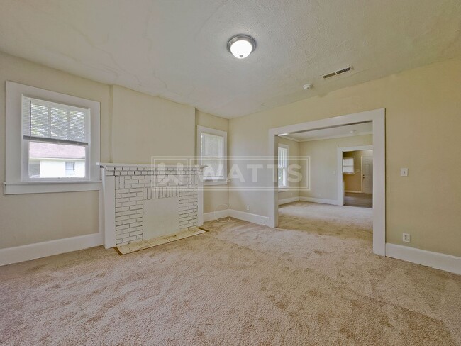 Photo - 134 69th Pl N