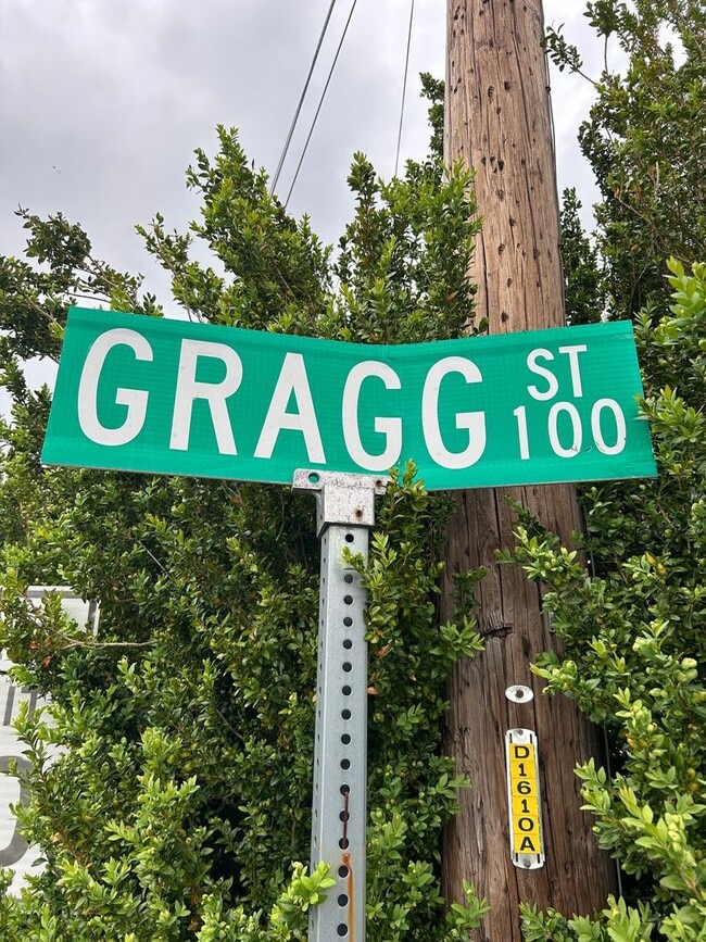 Photo - Charming Ranch Right Off W King Street!