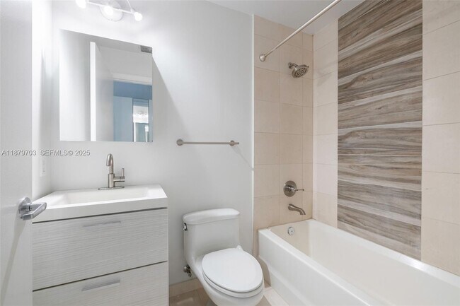 Photo - 60 SW 13th St Unit 2413