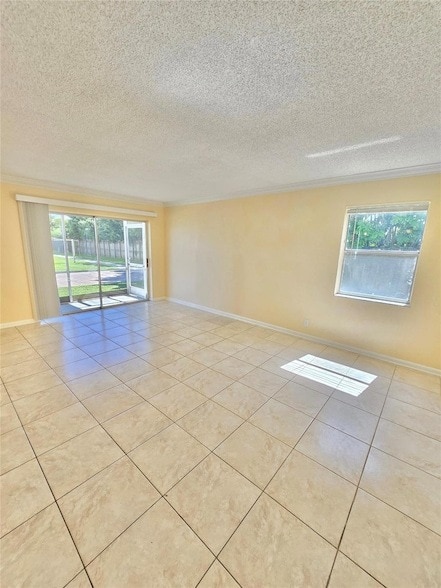 Photo - 104 SE 10th St Unidad 101