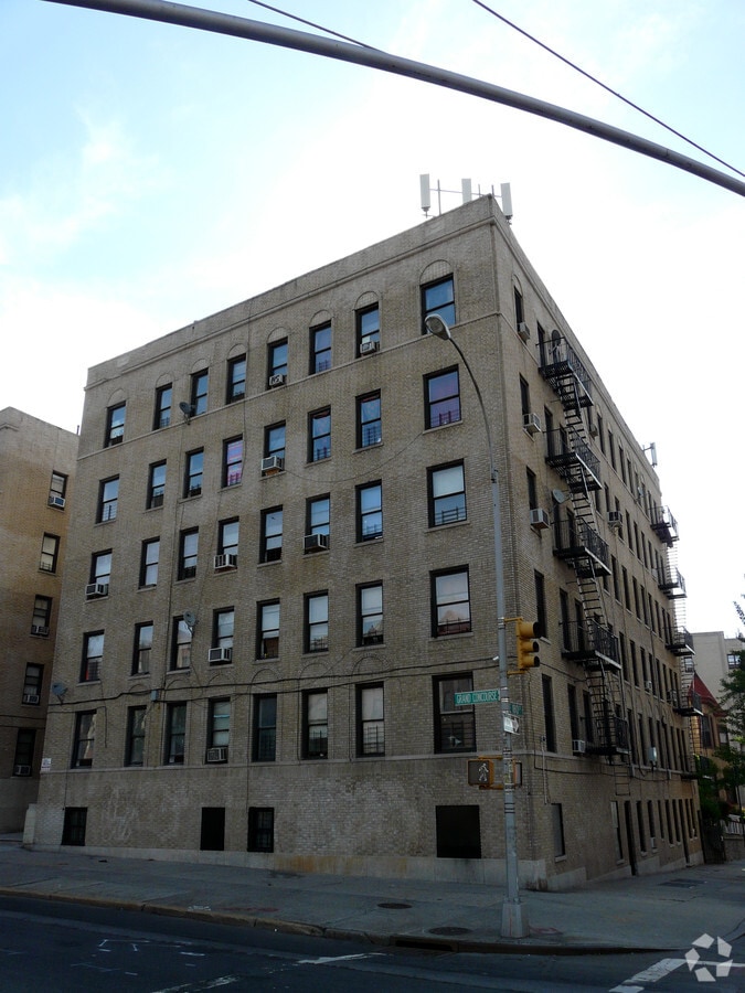 2080-2090 Grand Concourse - 2080-2090 Grand Concourse Apartments