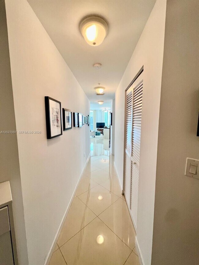 Photo - 1111 SW 1st Ave Unit 3419