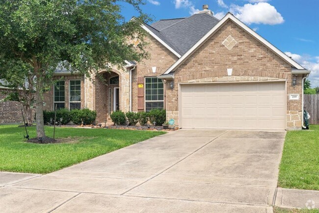 Building Photo - 219 Summer Creek Dr Rental