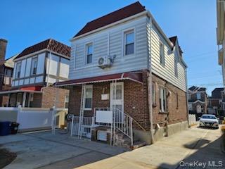 Photo - 159-09 Laburnum Ave