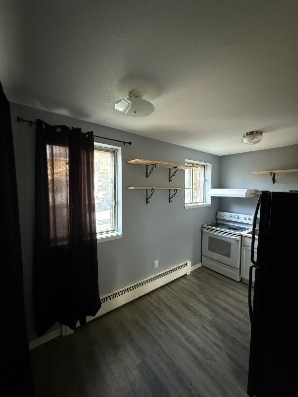 Photo - 280 Winifred St W Unit 1