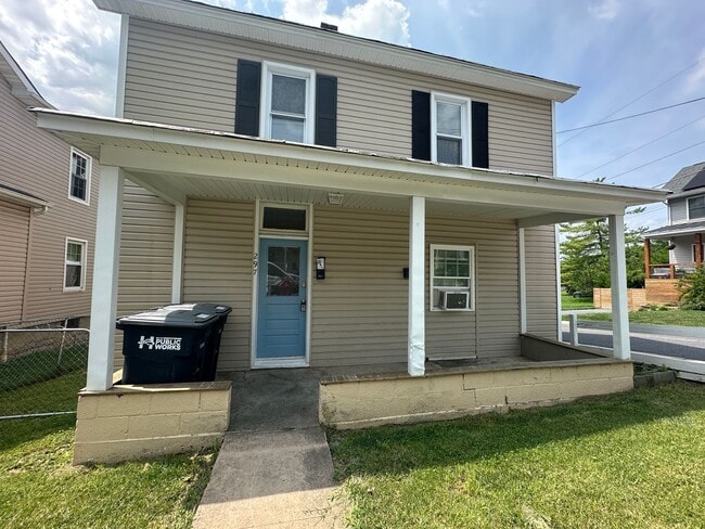 Photo - 297/299 West Water Street