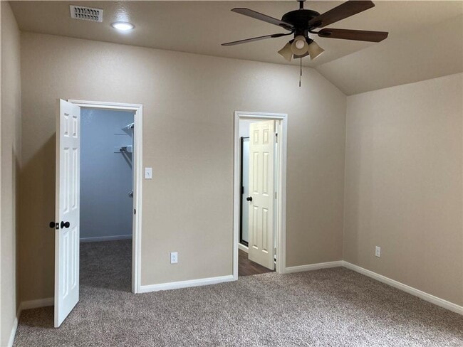 Photo - Duplex China Spring