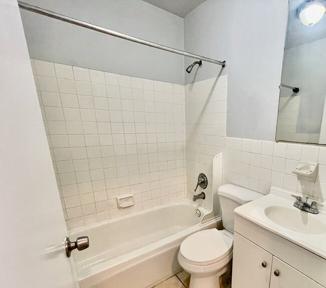 Photo - 1309 W Allegheny Ave Unit 2R