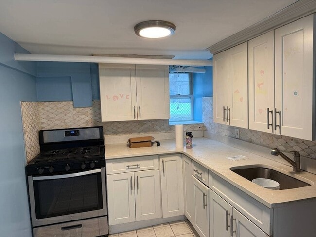 Photo - 527 Kimball Ave