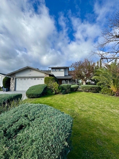 Photo - 28 Crosby Ct