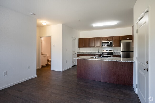 1BR, 1BA