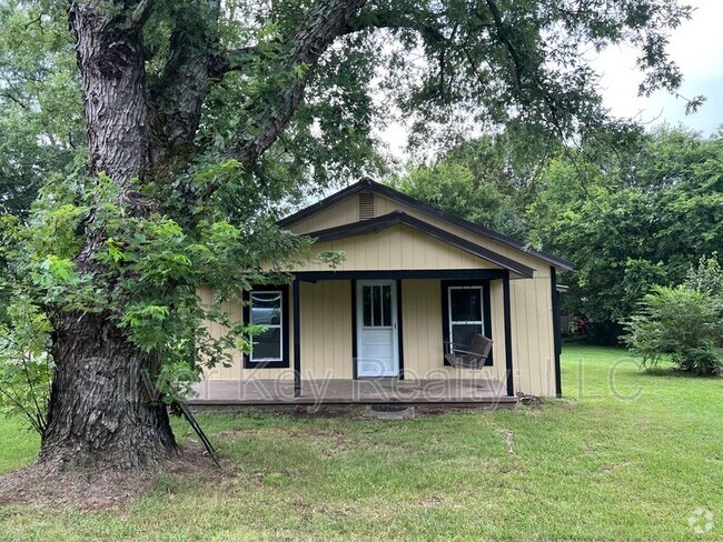 Building Photo - 110 Charlie Monroe Rd Rental