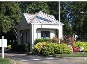 Photo - 7505 River Rd