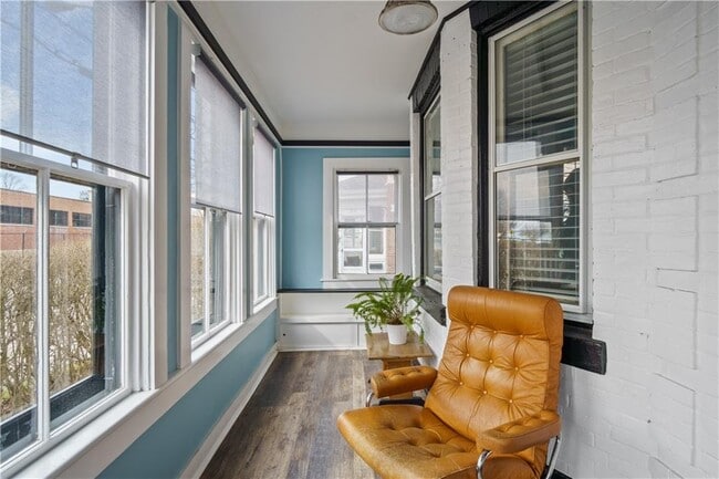 Photo - 209 Third St