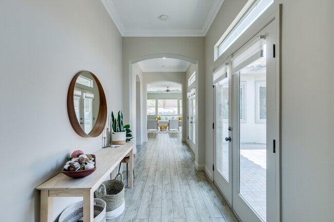 Photo - 65 Teahouse St