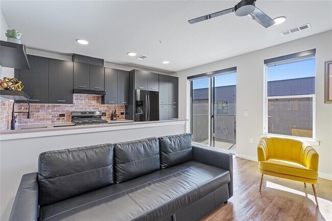 Photo - 4510 Terry-O Ln Unit 306