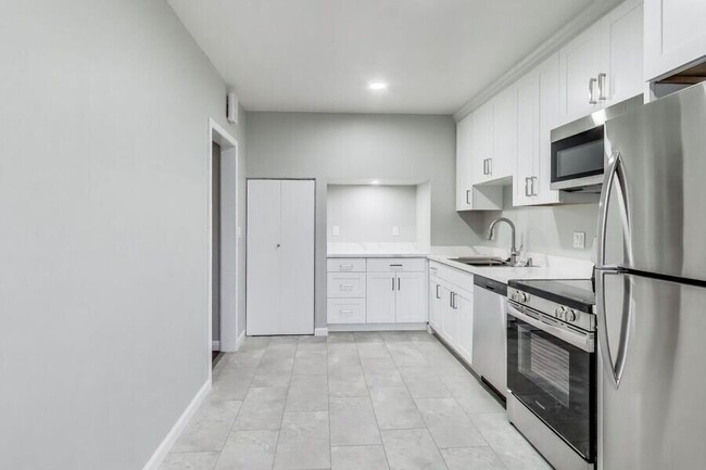 Photo - 37 12th Ave
