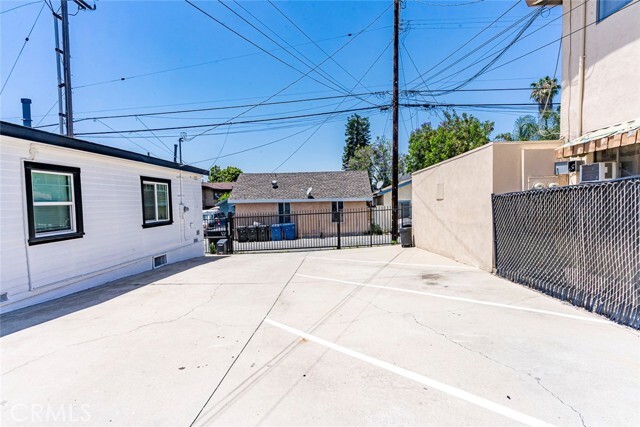 Photo - 6745 Newlin Ave