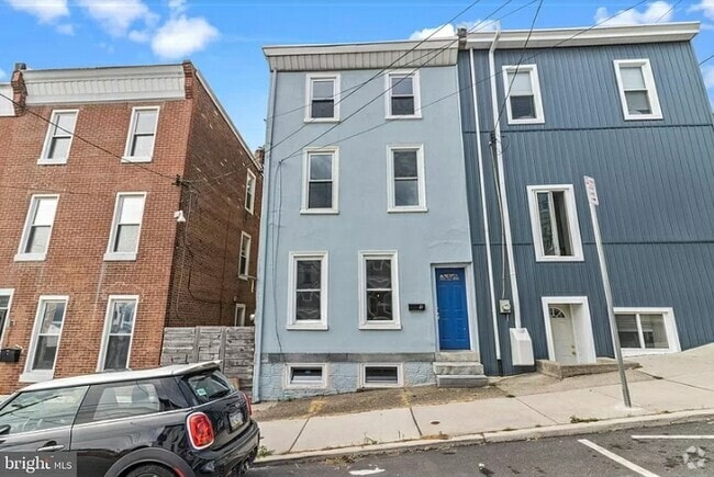 Building Photo - 214 Hermitage St Rental