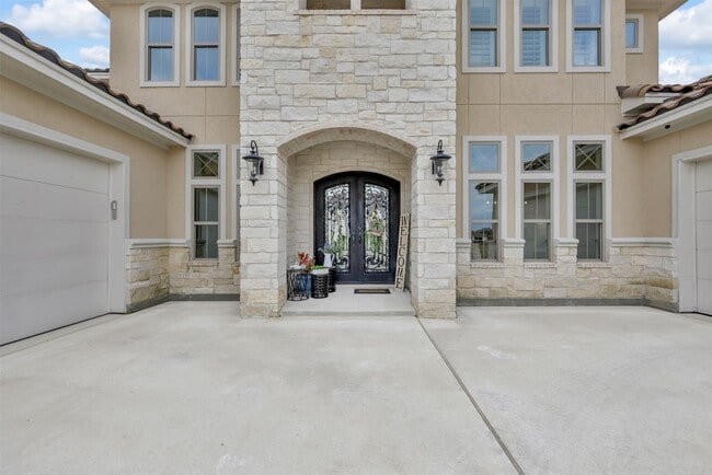 Building Photo - 11683 Renaissance Dr Rental