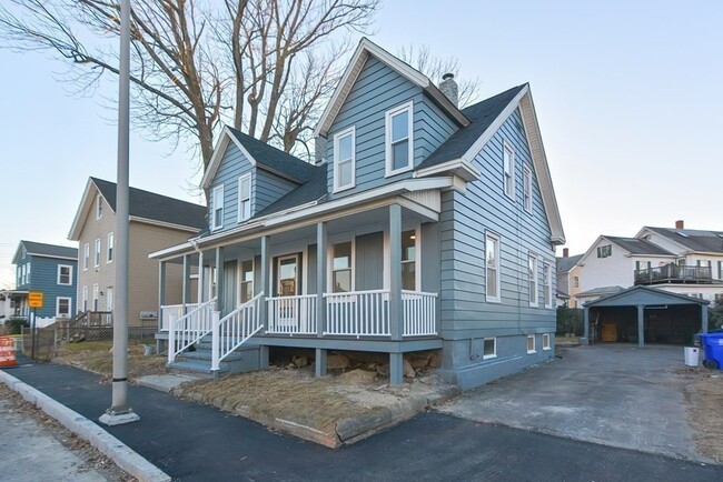 Photo - 235 Weir St Townhome