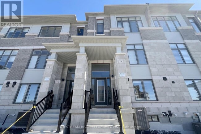 Photo - 7 Russel Wice Ave.