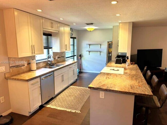 Photo - 2736 Carnation Ct
