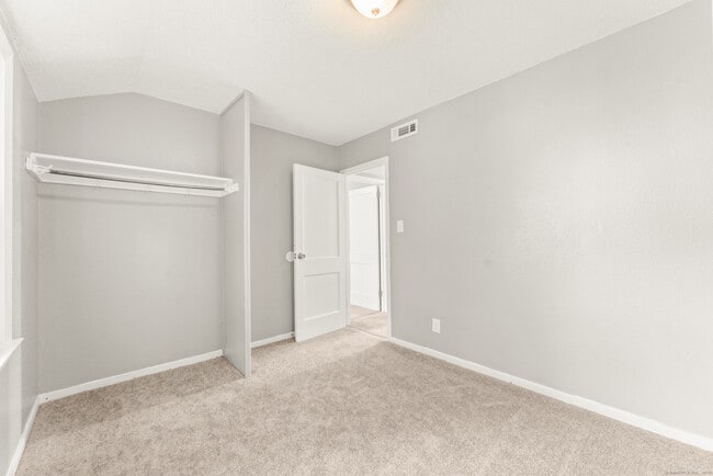 Bedroom - 103 Cannon Rd