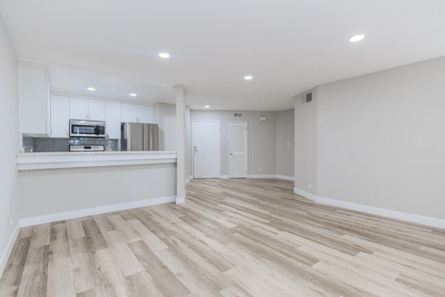 Monarch Apartments