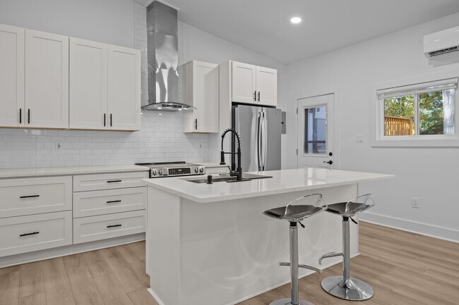 Photo - 8625 Cedarbrook Dr