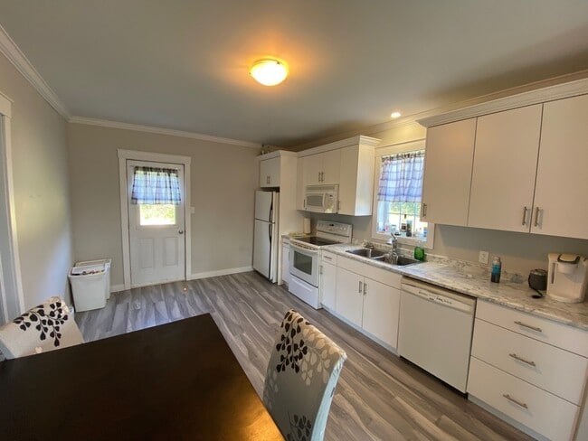 Photo - 1702 O'Leary Rd