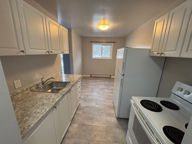 Building Photo - 91-91 Ninth Ave Unit 7