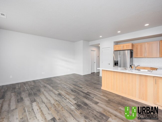 Photo - Woodlawn Duplex Unidad 224