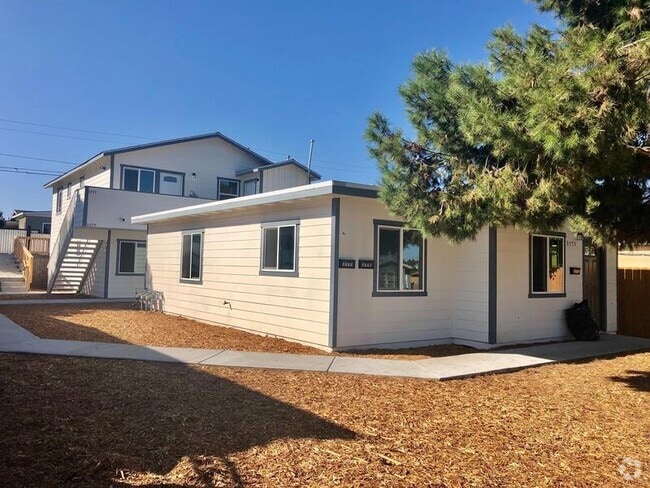 Building Photo - Teak Street - 3775 Rental