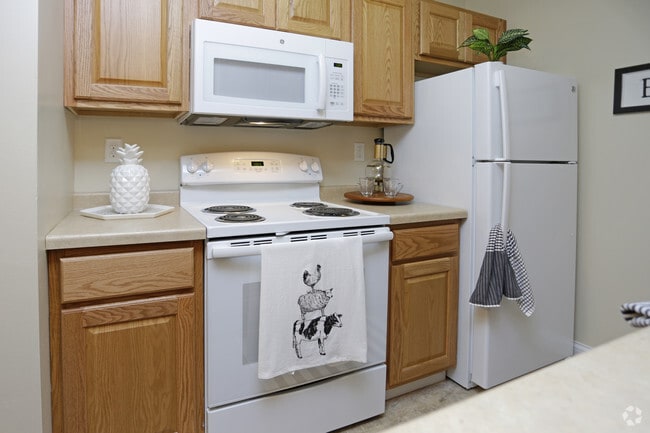 Stove, Refrigerator, & Microwave