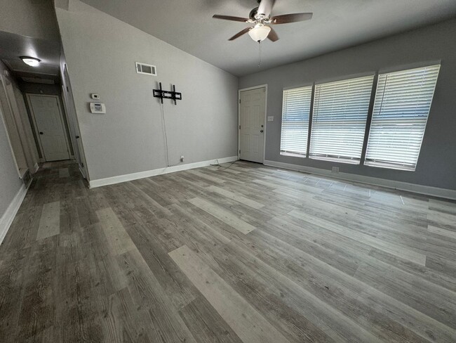 Photo - Adorable 3 bedroom 1.5 bathroom in Tulsa