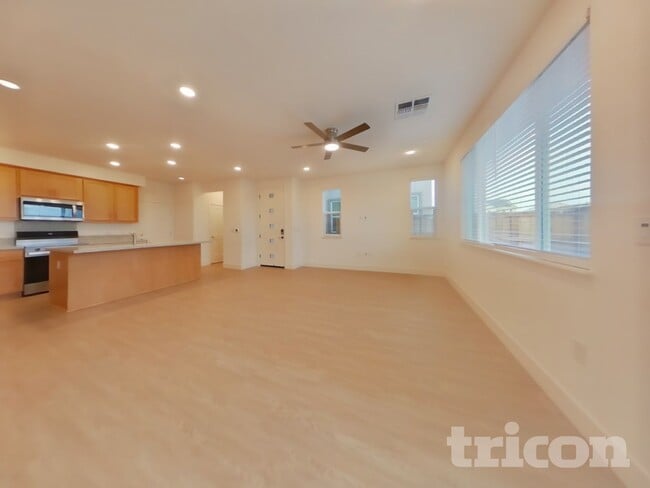 Photo - 8213 Perla Wy