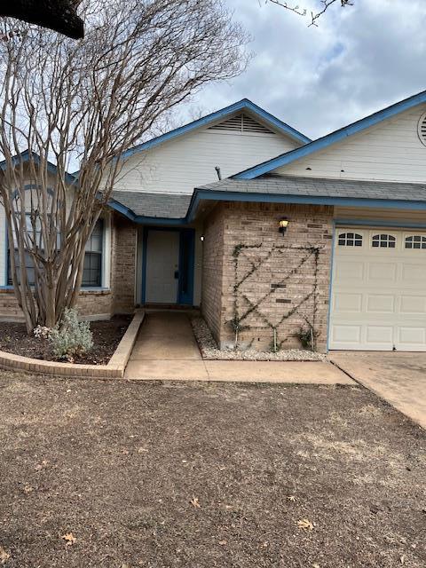 Photo - 1727 Foxfire Dr