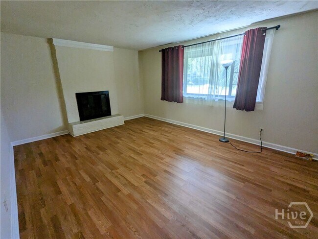 Building Photo - 1107 Meridian Dr Rental