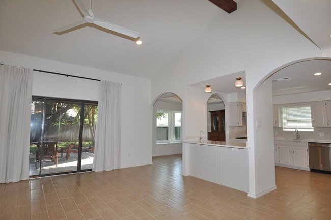 Photo - 3 Cimarron Dr